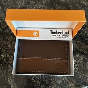NWT Genuine Leather Timberland Wallet